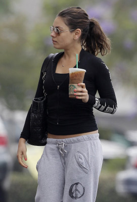 Mila Kunis pic #541693