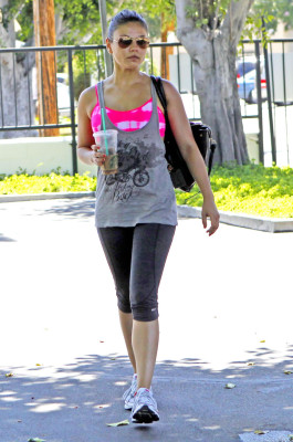 Mila Kunis pic #532971