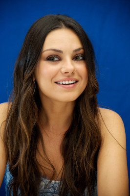 photo 23 in Mila Kunis gallery [id411486] 2011-08-01 00:00:00
