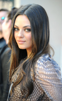 Mila Kunis pic #402574
