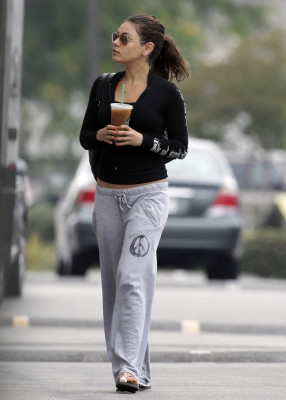 Mila Kunis pic #533022