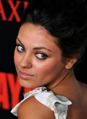 Mila Kunis pic #115201