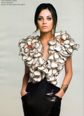 Mila Kunis pic #224879