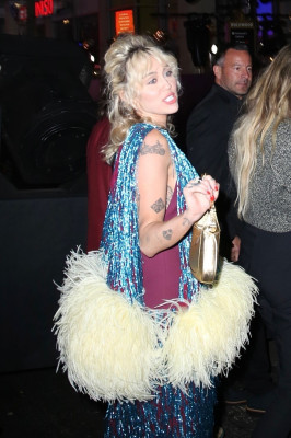 Miley Cyrus - Gucci Love Parade Fashion Show in Los Angeles 11/02/2021