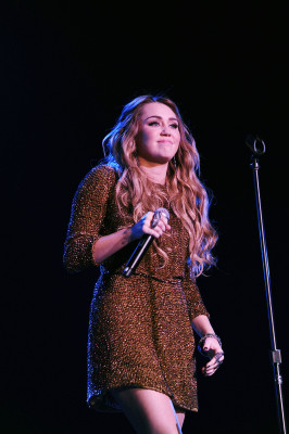 Miley Cyrus pic #474470
