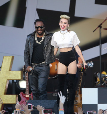 Miley Cyrus pic #653400