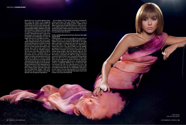 Miley Cyrus pic #417859
