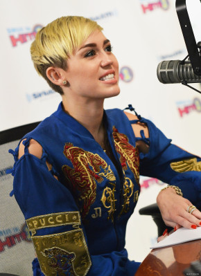 Miley Cyrus pic #653401