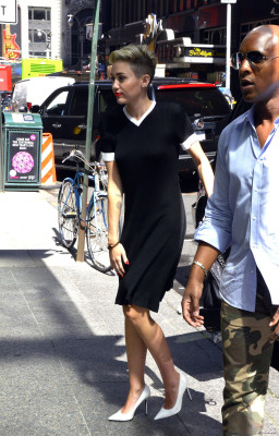 Miley Cyrus pic #653735
