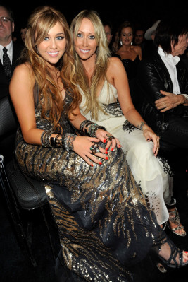 Miley Cyrus pic #425932