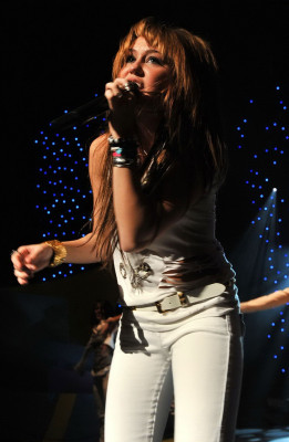 Miley Cyrus pic #187966