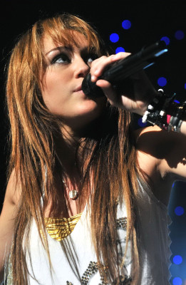 Miley Cyrus pic #187965