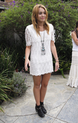 Miley Cyrus pic #477337