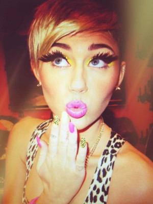 Miley Cyrus pic #579415