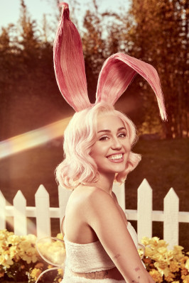 Miley Cyrus pic #1058238