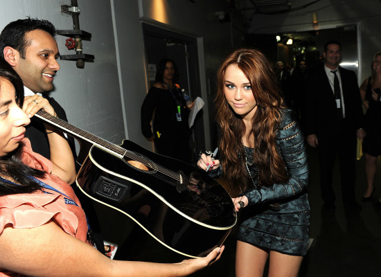 Miley Cyrus pic #293581