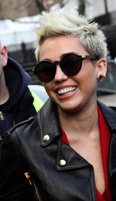 Miley Cyrus pic #607385