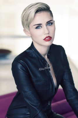 Miley Cyrus pic #832277