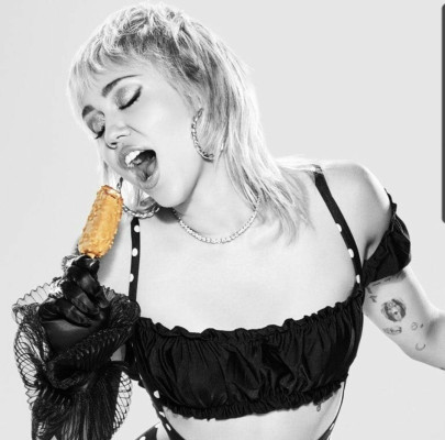 Miley Cyrus - &#039;Magnum&#039; Promoshoot // 2021