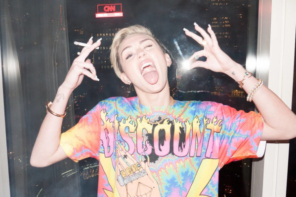 Miley Cyrus pic #669391