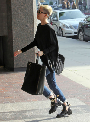 Miley Cyrus pic #590134