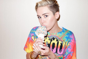 Miley Cyrus pic #669394