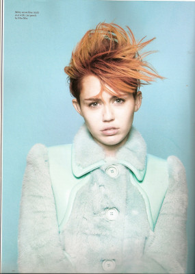 Miley Cyrus pic #699922