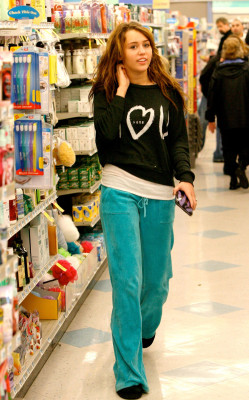 Miley Cyrus pic #136417