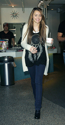 Miley Cyrus pic #135815