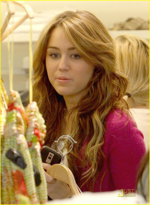 Miley Cyrus pic #153745