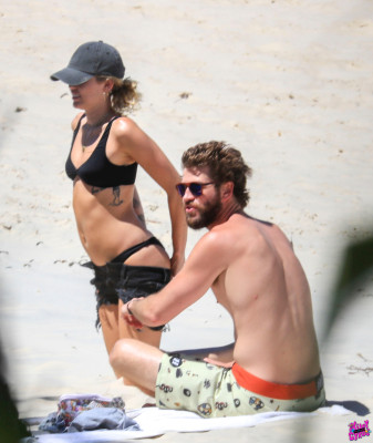 Miley Cyrus pic #1031187