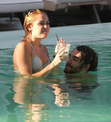 Miley Cyrus pic #522890