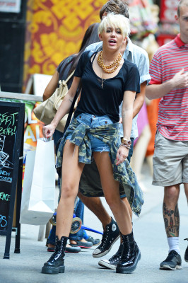 Miley Cyrus pic #552272