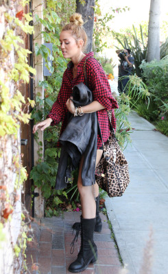Miley Cyrus pic #516459