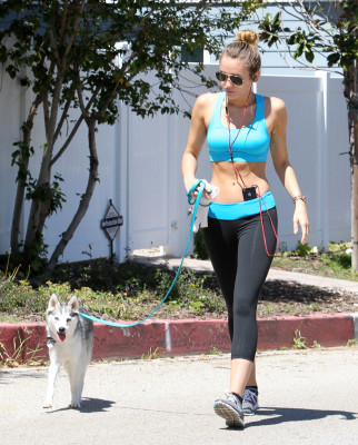 Miley Cyrus pic #499174