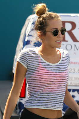 Miley Cyrus pic #496540