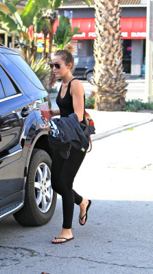 Miley Cyrus pic #489498