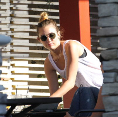 Miley Cyrus pic #483555