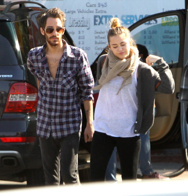 Miley Cyrus pic #483551