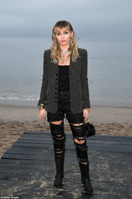 Miley Cyrus pic #1184223