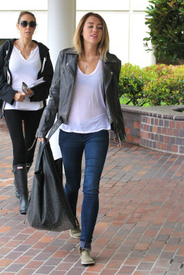 Miley Cyrus pic #504693