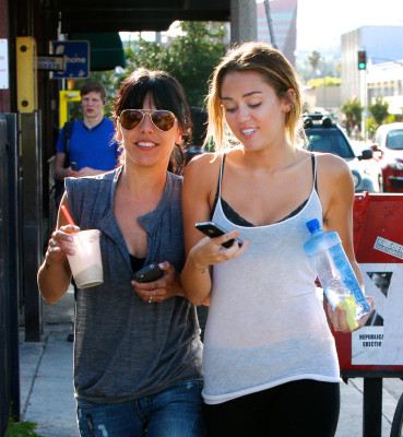 Miley Cyrus pic #487952