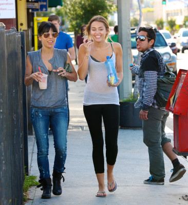 Miley Cyrus pic #487949