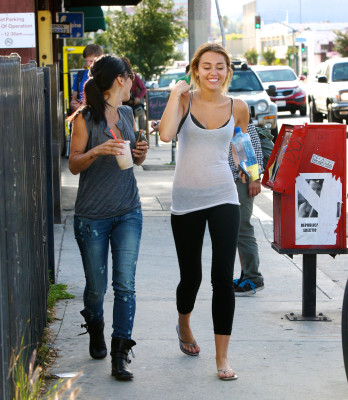 Miley Cyrus pic #487951