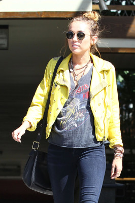 Miley Cyrus pic #495891