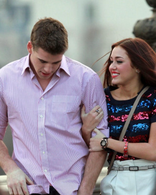 Miley Cyrus pic #303321