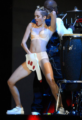 Miley Cyrus pic #660826