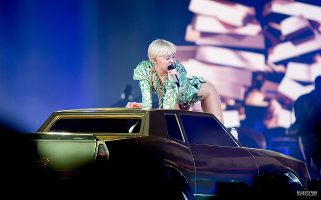 Miley Cyrus pic #737473