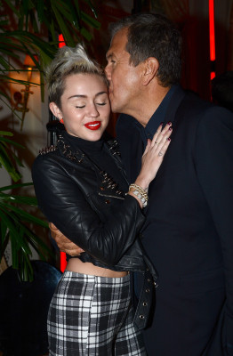 Miley Cyrus pic #610356