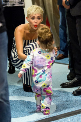 Miley Cyrus pic #619980